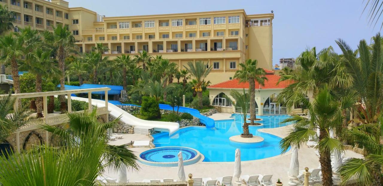 Oscar Beachfront Resort & Spa & Casino Kyrenia  Eksteriør billede