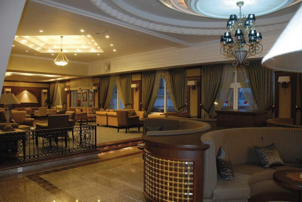 Oscar Beachfront Resort & Spa & Casino Kyrenia  Eksteriør billede