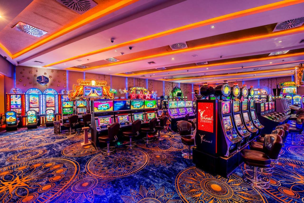Oscar Beachfront Resort & Spa & Casino Kyrenia  Eksteriør billede
