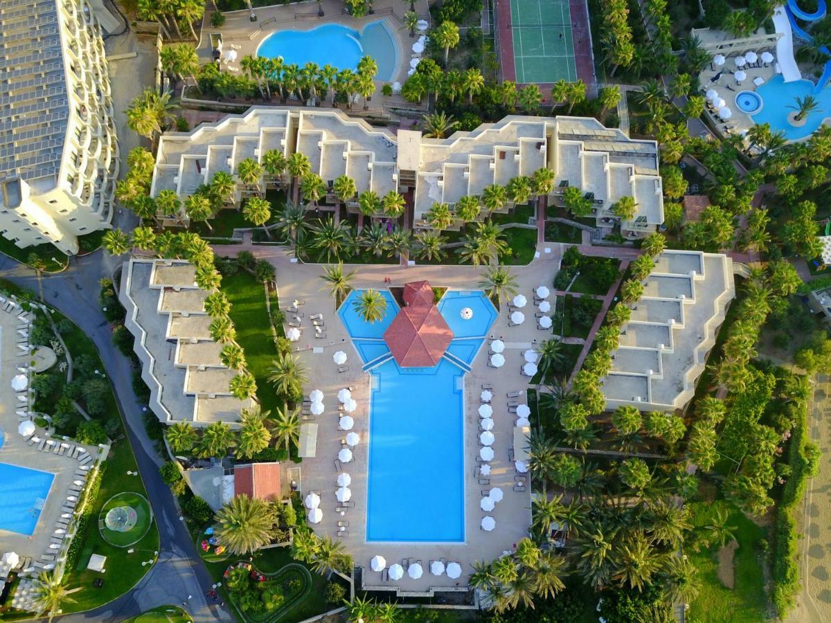Oscar Beachfront Resort & Spa & Casino Kyrenia  Eksteriør billede